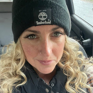 Meet your Posher, Stacy